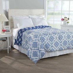 Best reviews of 🔔 Ashley-Cooper Comforters & Bedding Sets Ashley Cooper™ Tile Medallion Print Reversible Comforter 🌟