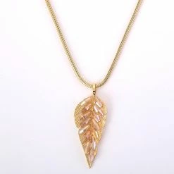 Flash Sale 🛒 Ashley-Cooper Necklaces & Pendants Ashley Cooper™ Gold Champagne Leaf Pendant Necklace ✨