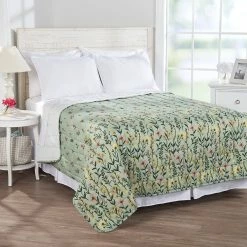 Top 10 ⌛ Ashley-Cooper Quilts & Bedspreads Ashley Cooper™ Wildflower Border Printed Quilt 🎉